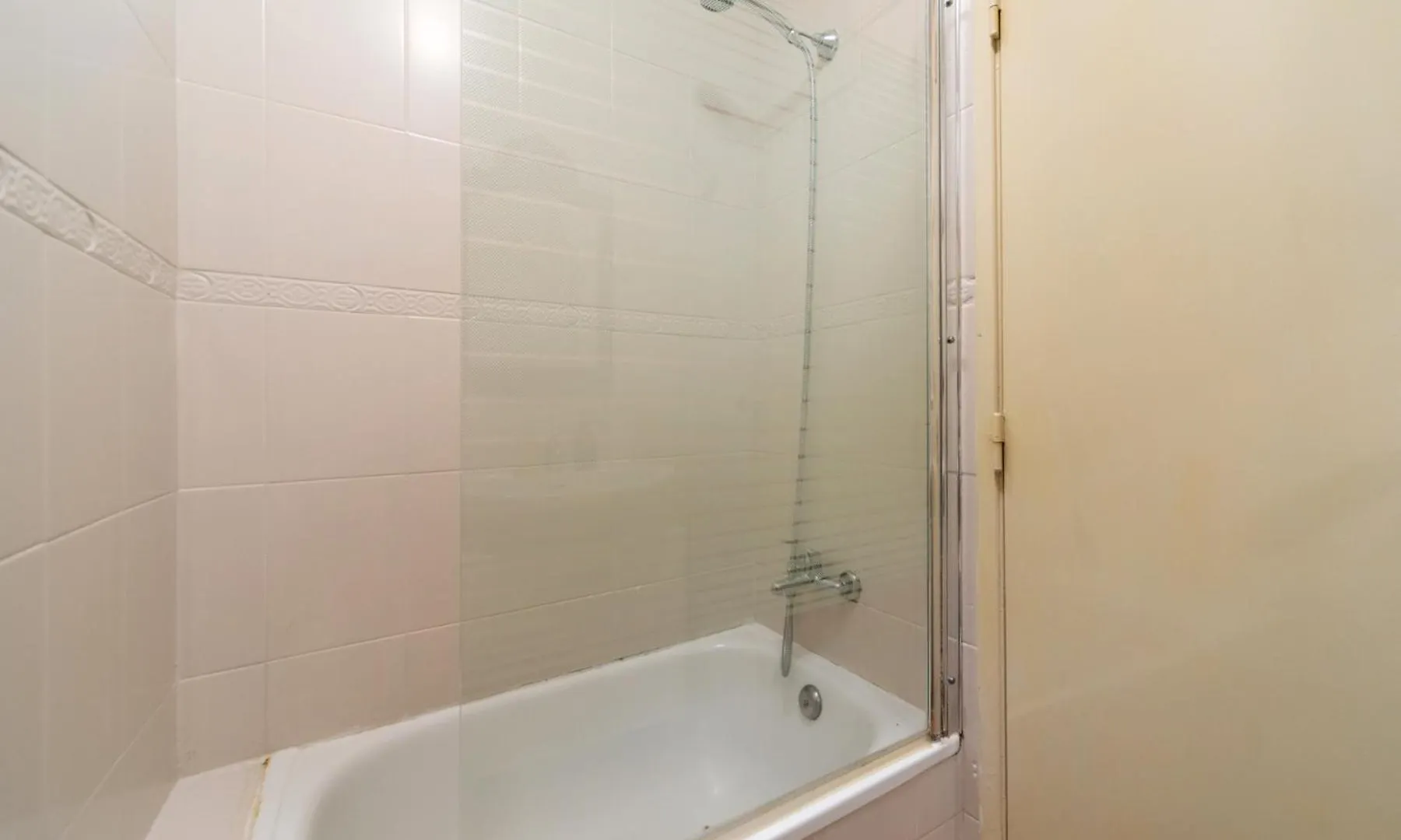 Apartment In Bairro Alto 3 - Lisbon Charm