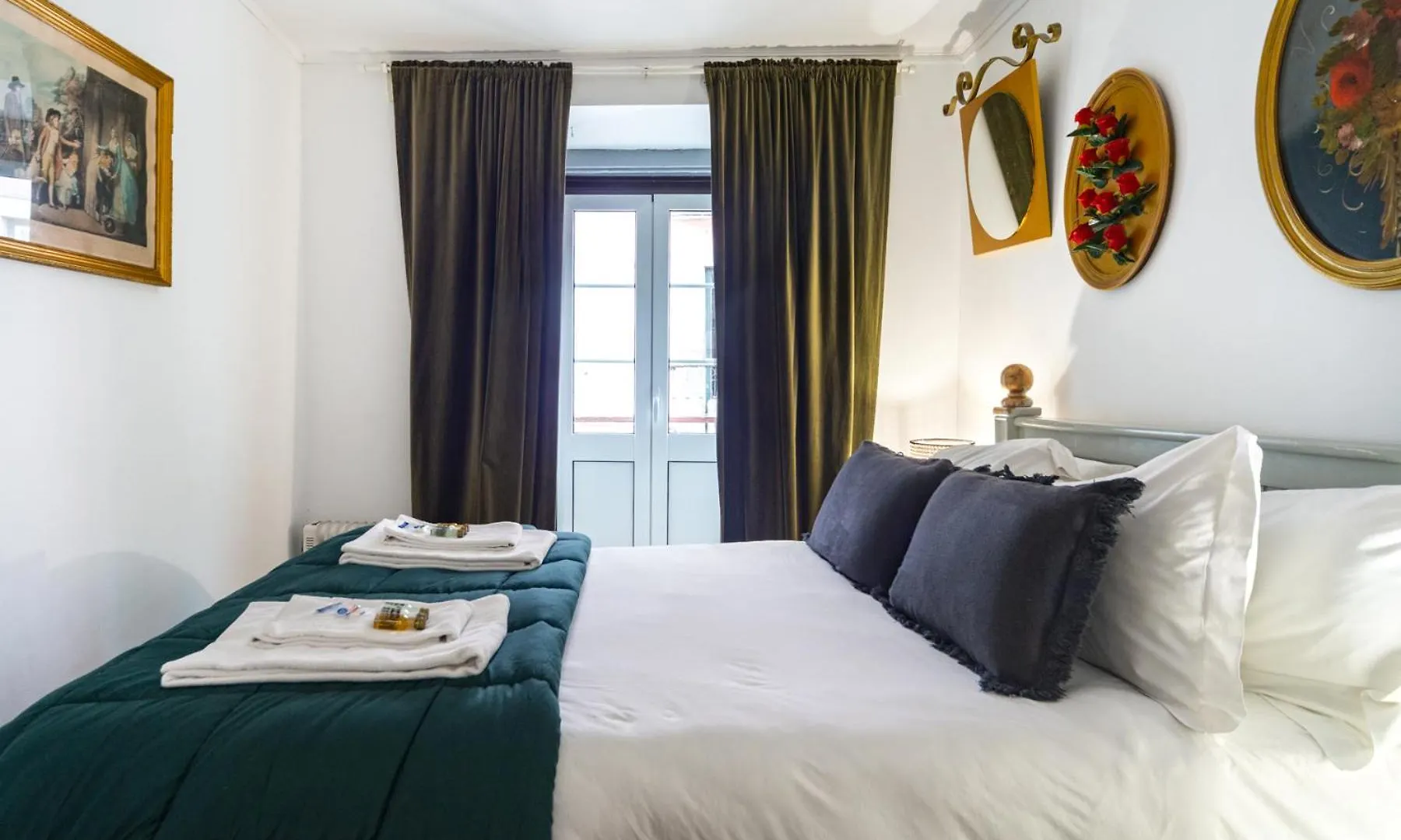 Apartment In Bairro Alto 3 - Lisbon Charm Portugal